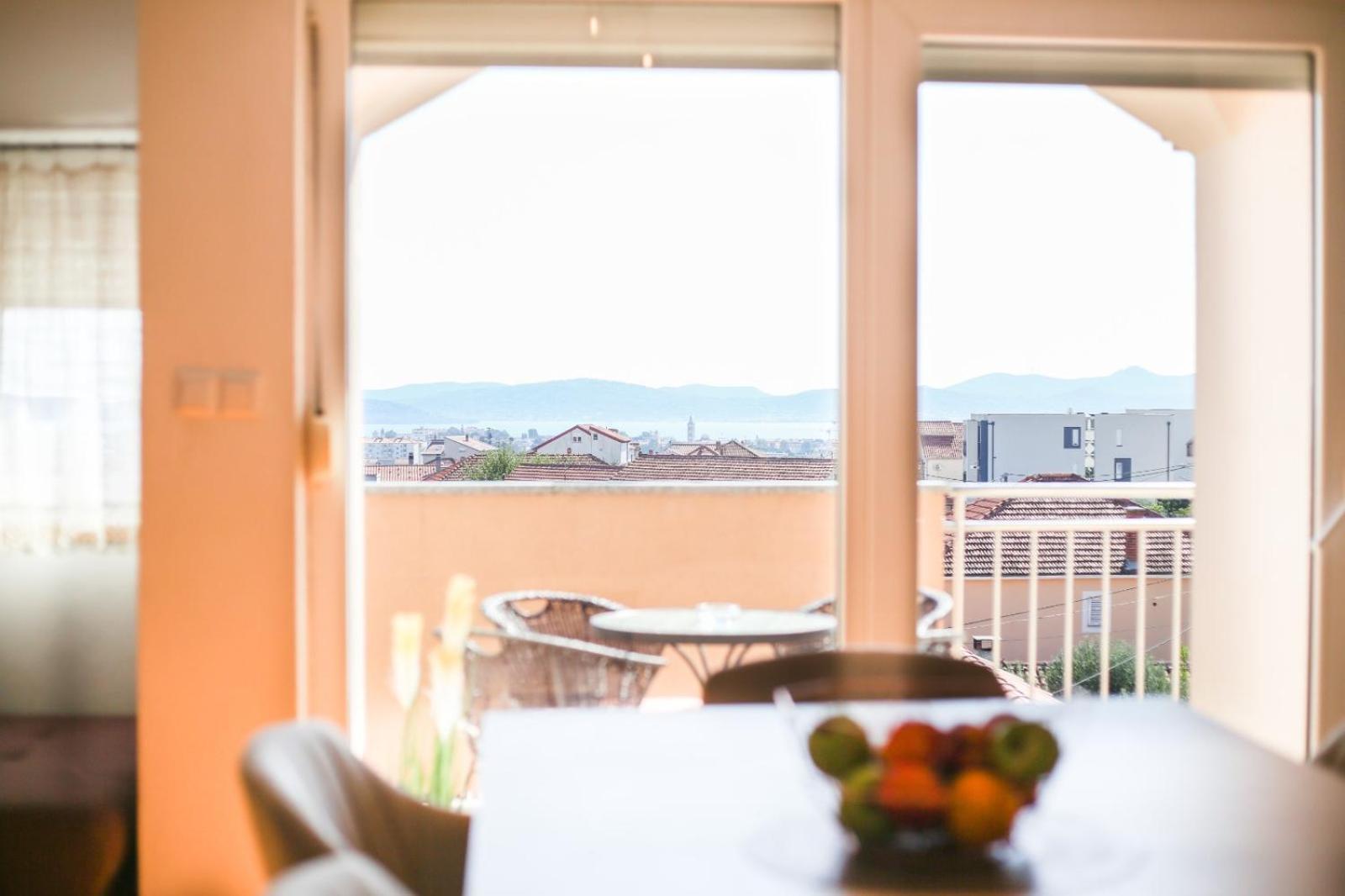 Apartman Lara Zadar Exteriör bild