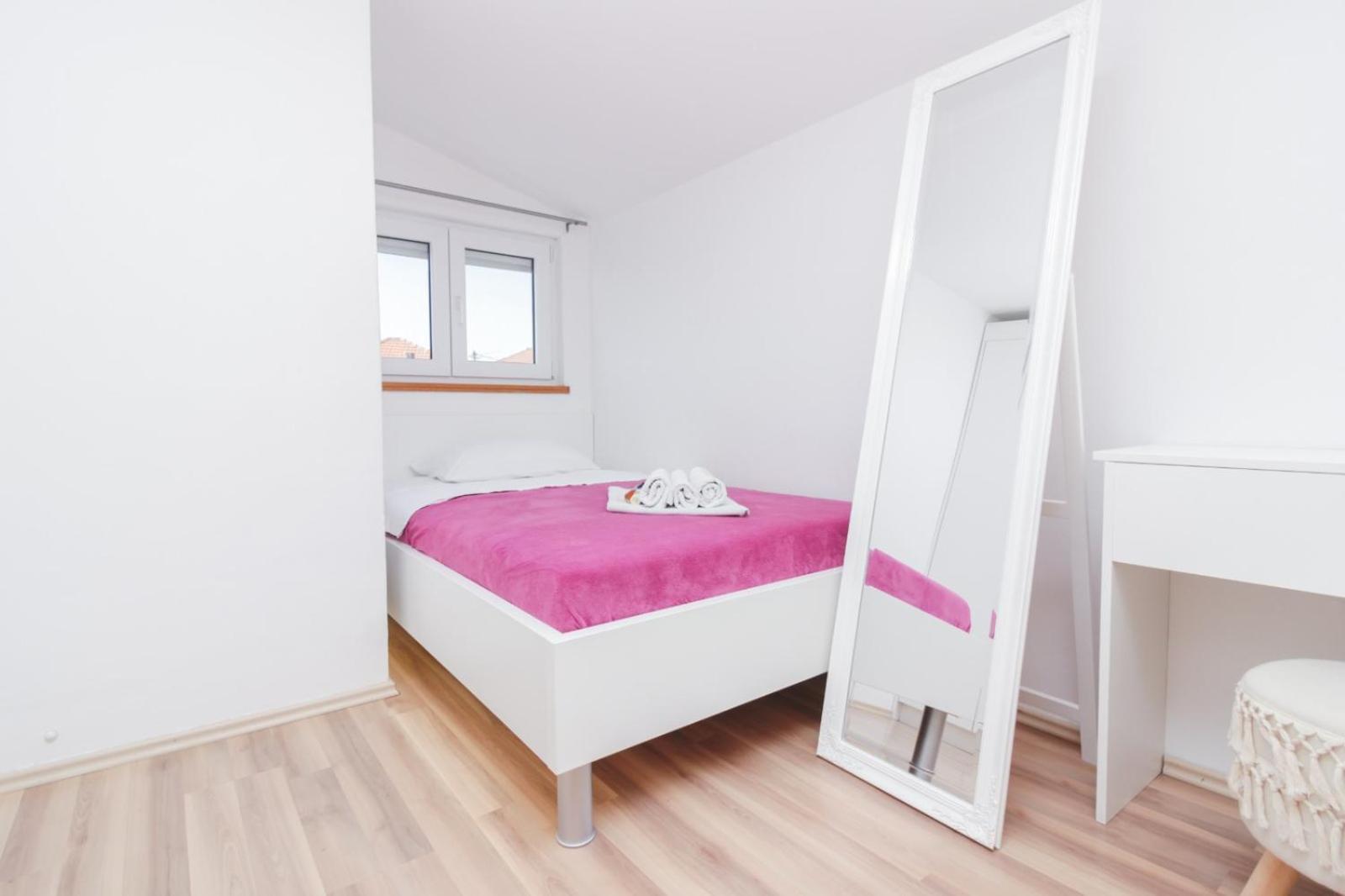 Apartman Lara Zadar Exteriör bild